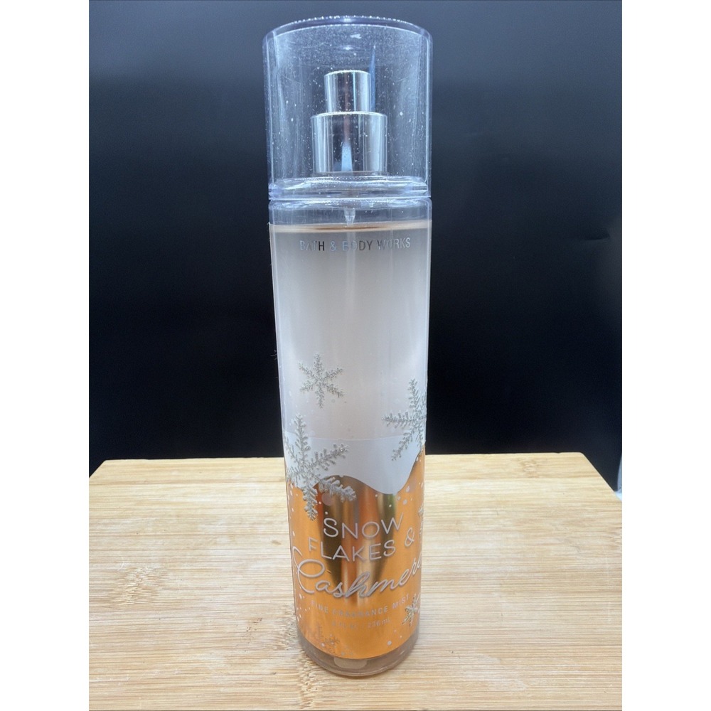 Bath & Body Works Snowflakes & Cashmere Fine Fragrance Body Mist Spray 8oz